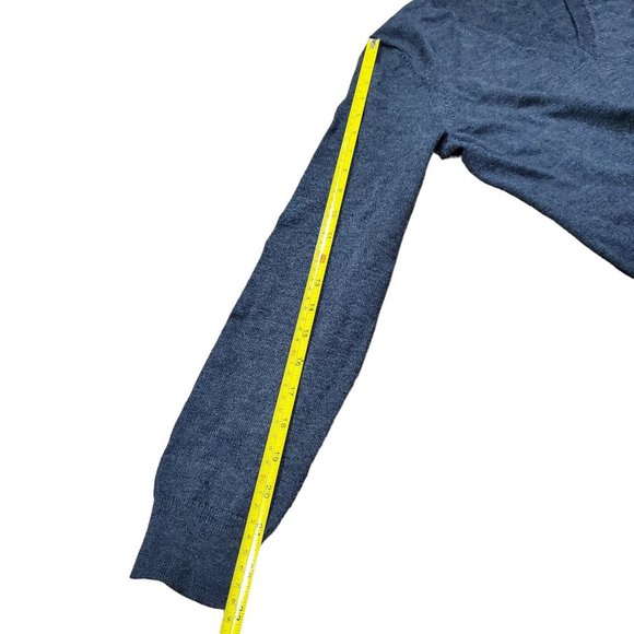 Lord & Taylor Extra Fine Merino Wool Sweater Womens M Heather Gray Long Sleeve - Picture 6 of 6